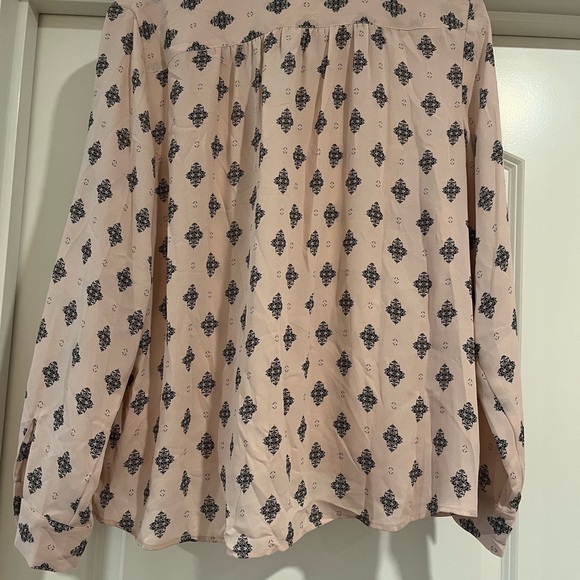 Pink Patterned Women's blouse - Picture 2 of 3